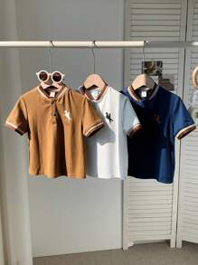 SHEIN 3件装男童撞色肩条纹印花Polo衫，适合度假、郊游和上学穿着 - 彩色 - 查看 4