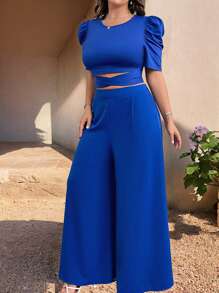 SHEIN Privé Conjunto elegante y versátil de top corto de manga abullonada corta con cuello redondo y lazo cruzado, y pantalones anchos de pierna ancha en talla grande para uso en la oficina, de paseo, para tomar el té, en citas, conciertos, fiestas, fotos en la playa, etc.