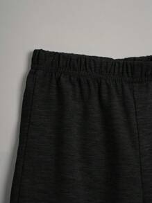 SHEIN Leap Crew 2pcs/Set Young Boy Casual Simple Short Sleeve T-Shirt And Shorts Set, Suitable For Summer - Multicolor - View 4