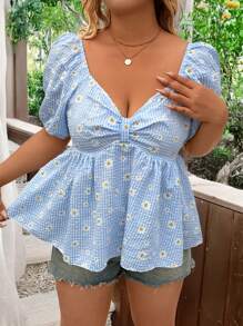 SHEIN CURVE+ Plus Size Square Collar Heart Collar Short Sleeve Daisy Plaid Print A-Line Women Shirt, Spring/Summer
