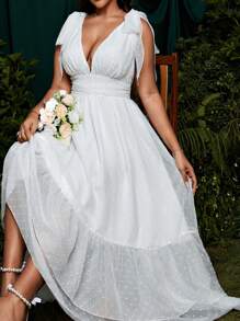SHEIN Belle Plus Size New Elegant French Style Bridal Dress, V-Neck Sleeveless Polka Dot Mesh Wedding Gown With Draped Shoulder & Layered Hem - White - View 1
