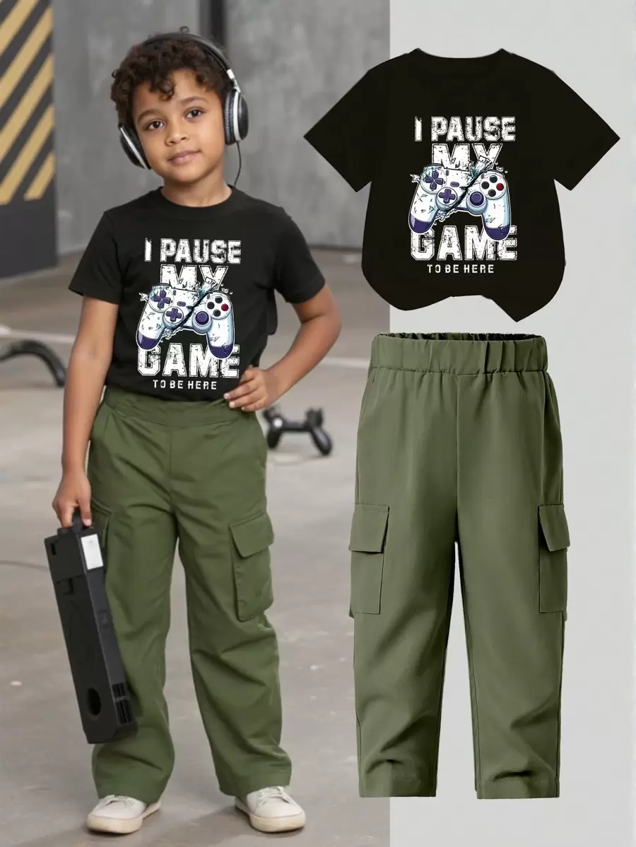 SHEIN Young Boy Plain Design Short Sleeve Round Neck T-Shirt, Casual For Summer