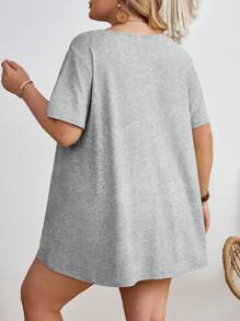 SHEIN CURVE+ Plus Size Women Plain Crew Neck Short Sleeve Casual Loose T-Shirt