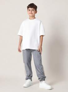 SUMWON 弹性裤脚运动裤，运动性能尼龙慢跑裤，带实用口袋，侧面板细节，街头风格，青少年训练裤 - 灰色 - 查看 3