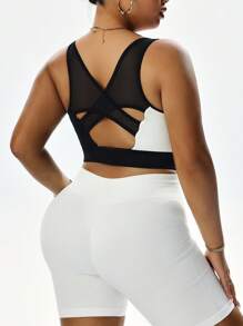 SHEIN Sport Studio Sujetador deportivo en talla grande con bloques de color, espalda descubierta y recortes