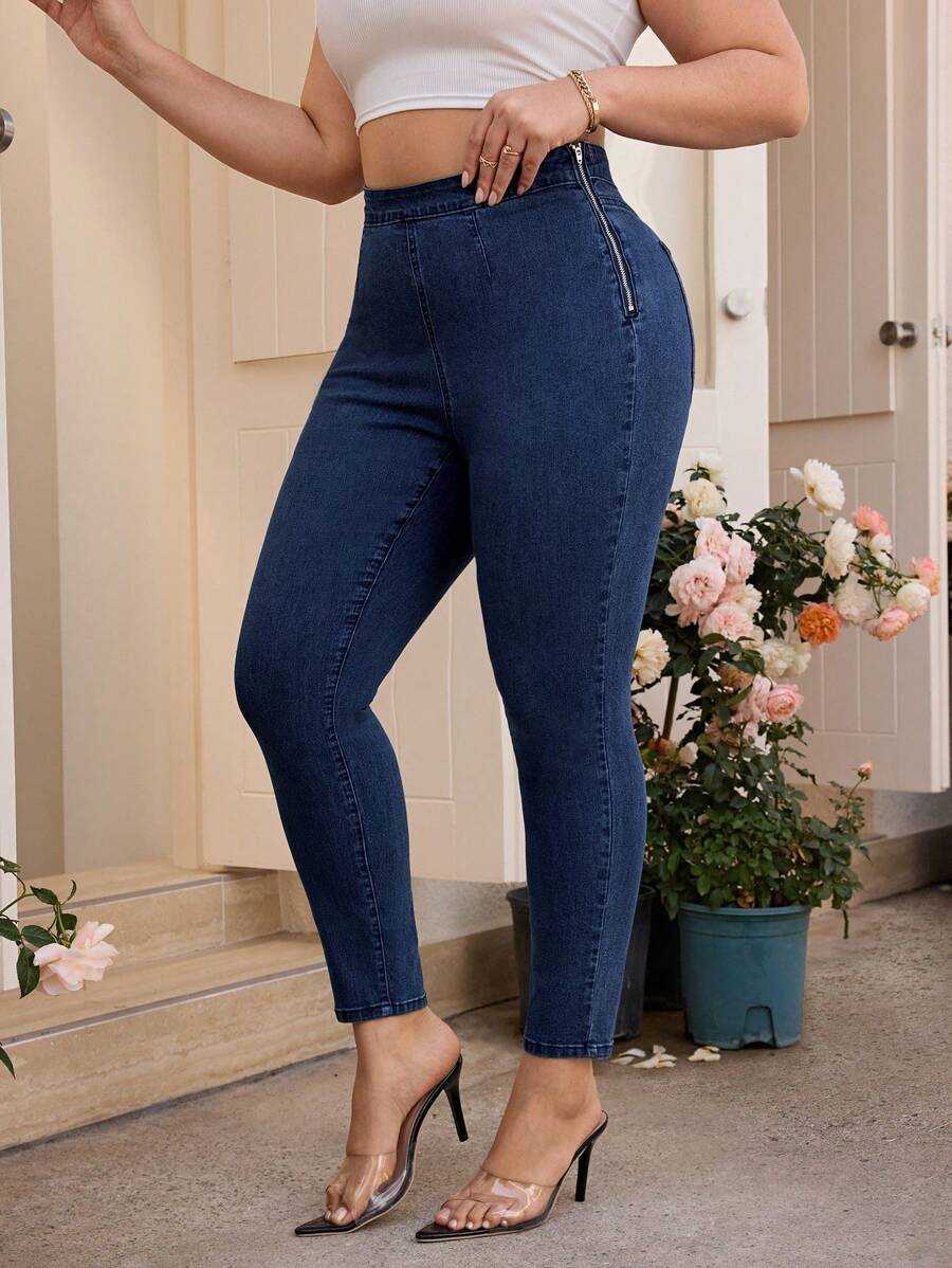 SHEIN Essnce Plus Size Plain Casual Denim Jeans, Suitable For Summer - Blue - View 1