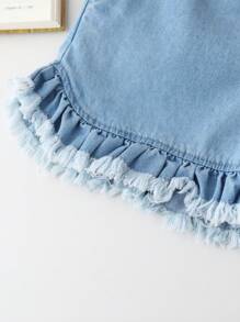 SHEIN 2 件年轻女孩休闲卡通印花短袖上衣和牛仔短裤套装 - 彩色 - 查看 5