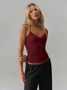 TRNVIE 女式 V 领细肩带吊带背心，配有系带，百搭白色汗衫 - 酒紅色 - 查看 5