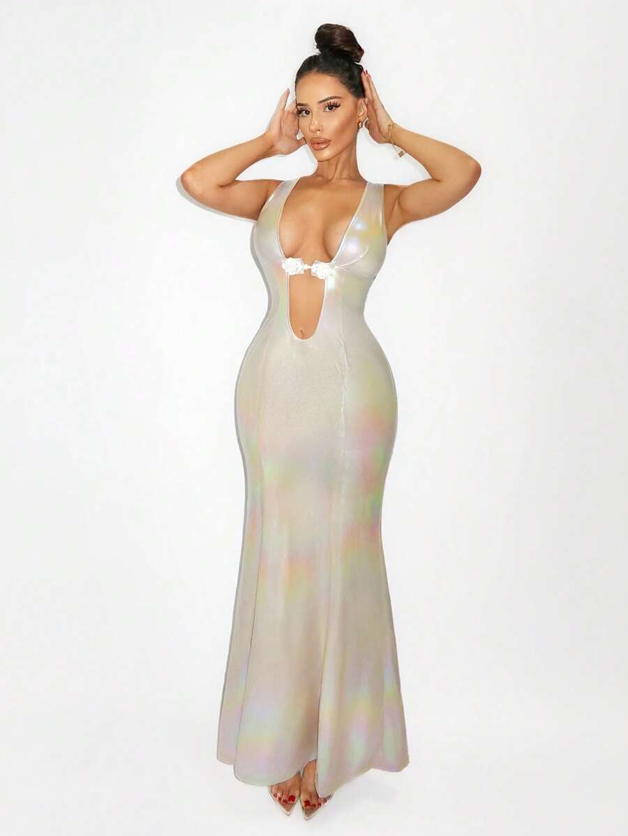 Zolique Women's Sexy Laser Cut Sleeveless Dress - Silver - View 1