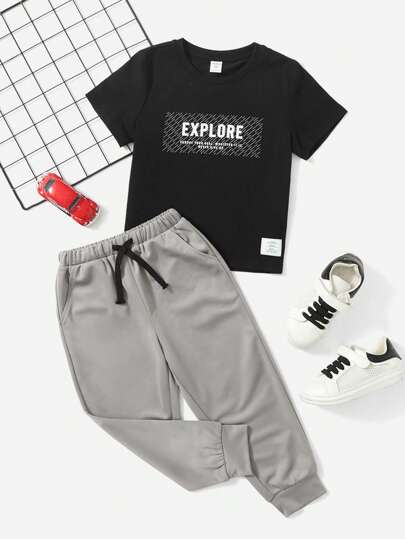 قميص شبابي وبنطلون بخصر رباط للأولاد