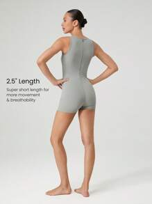 GLOWMODE 2.5 英寸 FeatherFit™-Air 吸汗速干后拉链高圆领紧身衣连体衣连体裤低冲击瑜伽普拉提工作室日常休闲装可拆卸罩杯 - 灰色 - 查看 2