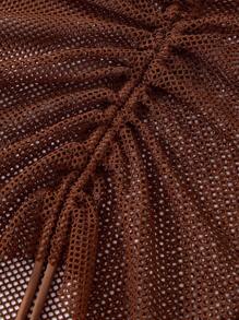 SHEIN MOD 3 件套：金属装饰褶饰渔网胸罩和棕色裙子，女士泳衣，女士比基尼套装，聚拢泳衣，3 件套泳衣，女士度假装，海滩度假装 - 棕色 - 查看 4