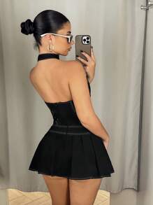 SHEIN ICON 镂空迷你露背百褶连衣裙，配有腰带扣细节 - 黑色 - 查看 2