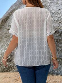 EMERY ROSE Blusa casual de verano con cuello en V, unicolor, parche de encaje, estilo bohemio, para mujer de talla grande - Blanco - Ver 2