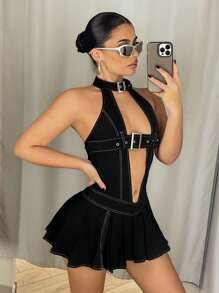 SHEIN ICON 镂空迷你露背百褶连衣裙，配有腰带扣细节 - 黑色 - 查看 3