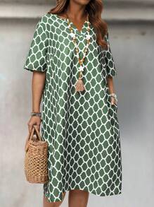 EMERY ROSE Vestido informal con estampado total y cuello en V para talla grande para vacaciones