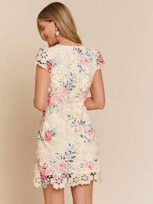 Amorya 1 pieza Vestido corto de mujer con manga corta, borde asimétrico, encaje y estampado de florecitas romántico. Atuendo elegante de verano para mujer, vestidos casuales de negocios, ropa de mujer estilo boho para vacaciones, vestido de boda o invitada, vestido floral de verano