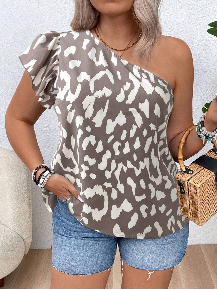 SHEIN VCAY Plus Size Vacation Cap Sleeve One Shoulder Leopard Print Shirt