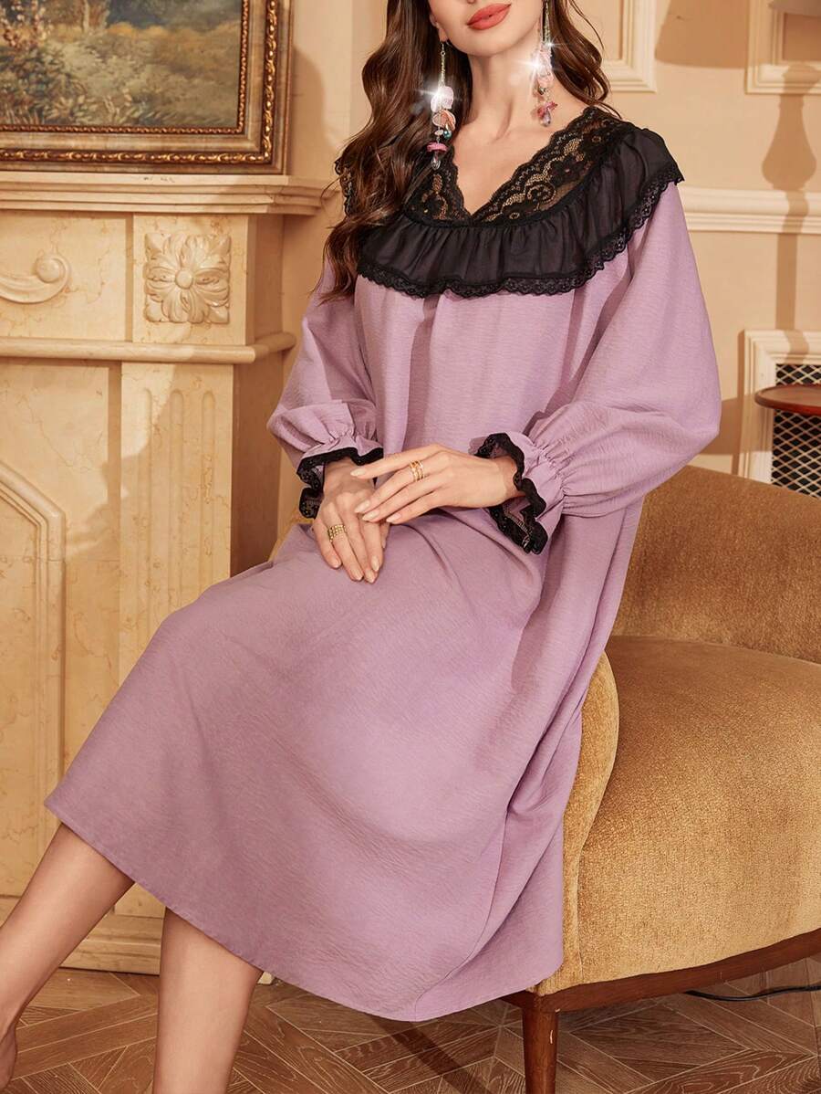 PalaceNights 法式优雅蕾丝拼接宽松长裙，撞色荷叶边下摆，女式睡袍 - 淺灰紫 - 查看 1