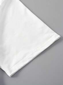 SHEIN CURVE+ Áo phông cỡ lớn in hình trái tim và cổ tròn, áo phông họa tiết Graffiti, áo nữ mùa hè - trắng - Xem 3