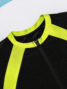 SHEIN Teen Boys 2pcs/Set Colorblock Splice Swim Trunks & Rashguard, Casual Beach, Surfing, Swimming, Summer - Green - View 6