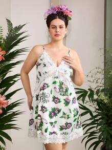 Frida Kahlo X SHEIN 大码细肩带撞色蕾丝睡裙，性感缎面花卉印花，适合睡衣，白色 - 白色 - 查看 3