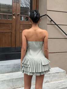 SHEIN EZwear Women's Casual Solid Color Ruffled Hem Bandeau Mini Dress