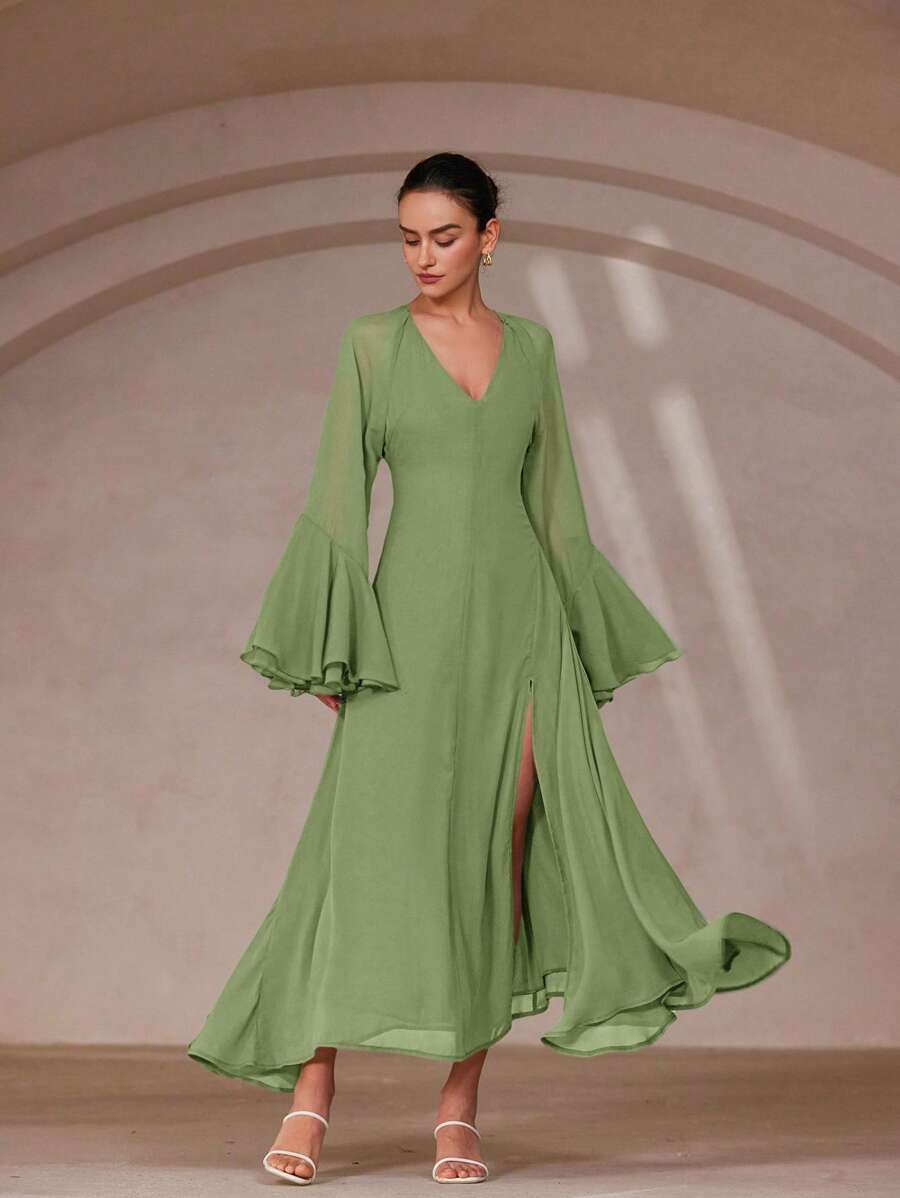 Aveloria 灰蓝色雪纺分层 V 领腰部收紧喇叭袖口半透明连衣裙，侧开衩，优雅