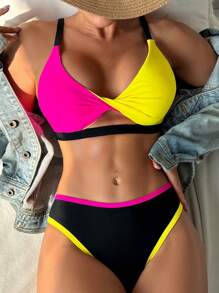SHEIN Swim Bikini da donna a due pezzi con colori misti e design intrecciato sulla parte anteriore, costumi da bagno casual e confortevoli adatti per le vacanze
