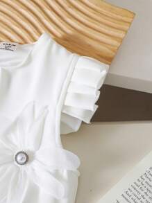 2pcs/Set Young Girl Summer Fashion Elegant Solid White Pearl Floral Applique Cap Sleeve Top + Solid Color Graceful Mini Skirt Suit, Princess Outfit - White - View 5