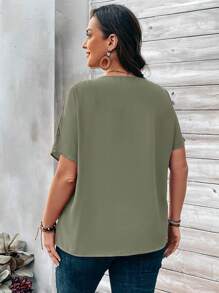 EMERY ROSE Plus Size Women's Orange Button Embellished Short Sleeve Shirt For Spring - Mint Green - View 2