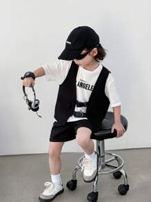 Young Boys Buy Two Get One Free T-Shirt 3 Packs Young Boys Leisure Sports College Artistic Style Retro Japanese And Korean Loose Version With Work Vest And Basic Round Neck T-Shirt And Work Shorts Set