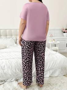 Plus Size Butterfly Print Short Sleeve Top And Leopard Pattern Pants Sleepwear Pajama Set, Outfits - Pink - View 2