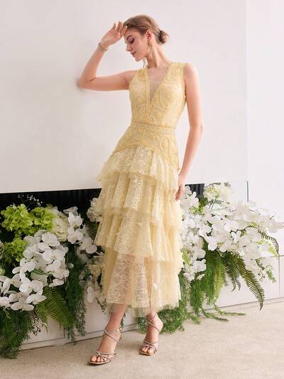 MOTF Soiréza CONTRAST MESH LACE LAYERED COCKTAIL DRESS