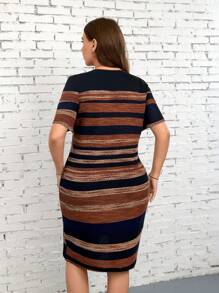 SHEIN LUNE 大码条纹圆领短袖休闲连衣裙/情人节服装女士夏装度假装女士、俱乐部连衣裙 - 棕色 - 查看 2