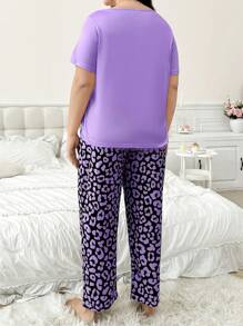 Conjunto de pijama de talla grande con parte superior de manga corta con estampado de mariposa y pantalones con estampado de leopardo - Morado - Ver 2