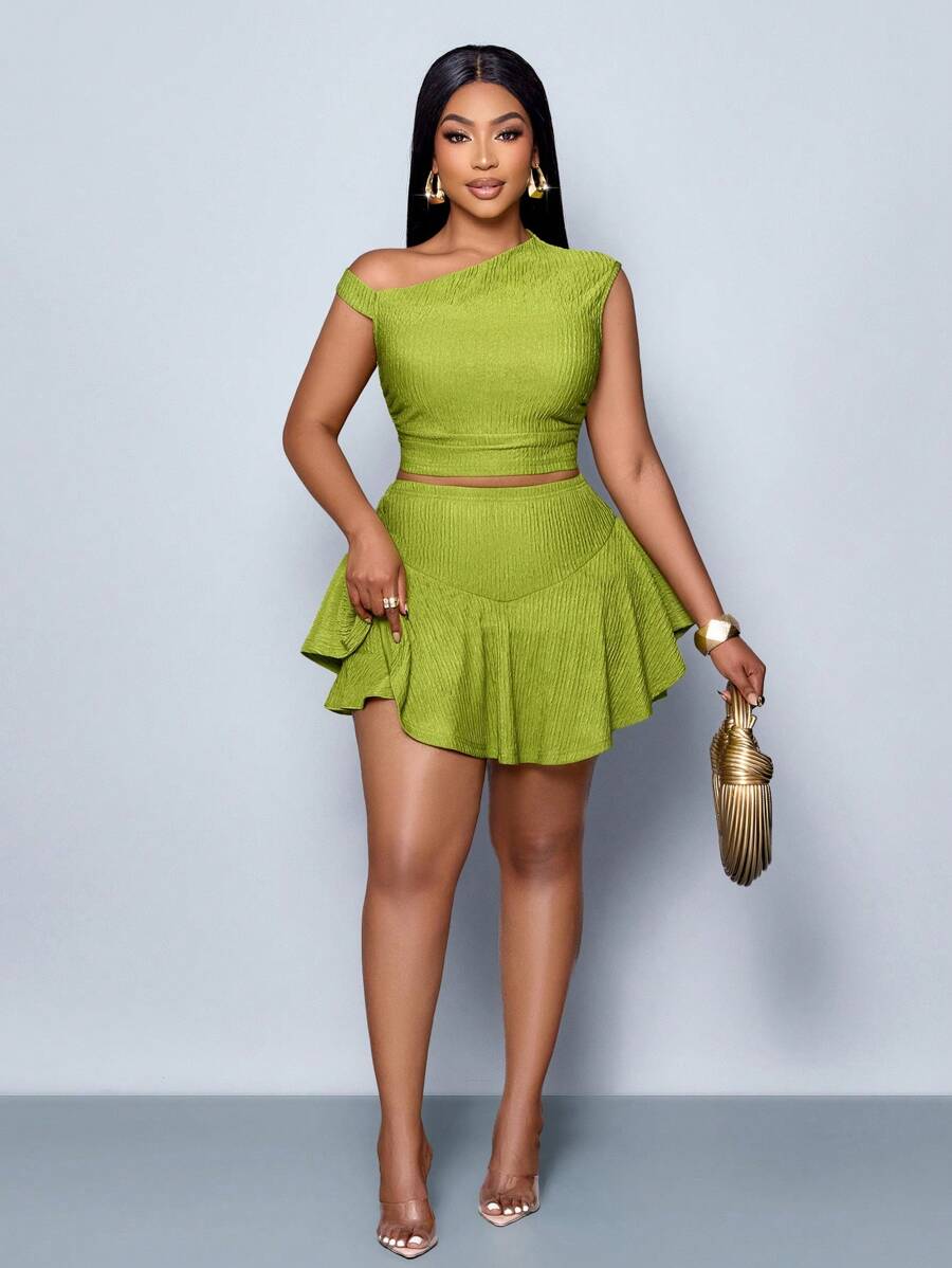 SOLERSUN Maweii Plus Size Women's Slanted Shoulder Top And Asymmetric Culot Duo Set Valentine's Day Casual Daily Date Party Concert New Year Spring Summer Graduation Season Green Summer Women Outfit St. Patrick's Day