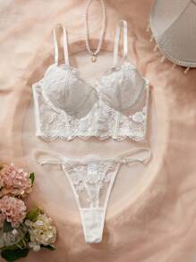 Set de 2 piezas de lencería romántica de estilo largo de color blanco con sujetador y panty para mujer