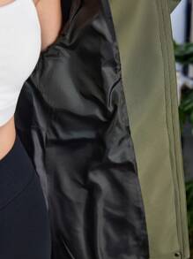 In My Nature 女式字母印花插肩袖连帽户外防雨夹克女式徒步服装 - 軍綠色 - 查看 6