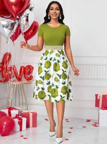SHEIN Clasi Đầm tay ngắn cổ tròn in hoa ngày lễ tình nhân thanh lịch giản dị cho nữ - Màu xanh Ô liu - Xem 5