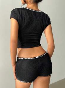 Aloruh Camiseta corta de manga corta con lazo y encaje, top de moda para conciertos, vacaciones y primavera, top corto de estilo occidental, top lindo para mujer Y2K, top para festivales de música - Negro - Ver 2