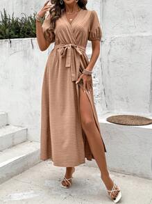SHEIN Clasi 夏季纯色 V 领系腰简约裹身连衣裙 - 棕色 - 查看 3