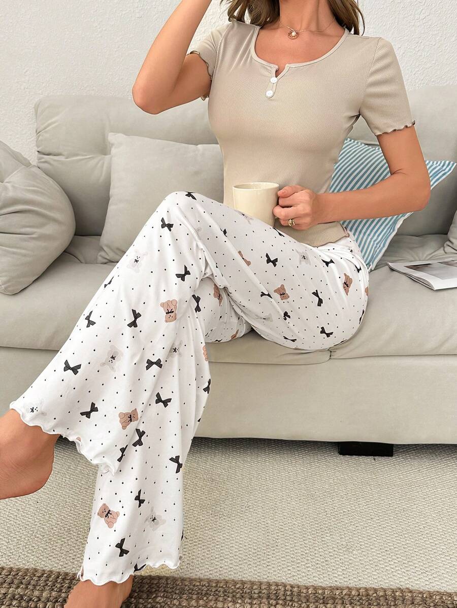 SHEIN 2 件套纯色纽扣圆领短袖睡衣套装带波尔卡圆点熊印花长裤女士 - 卡其色 - 查看 1