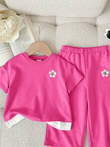 SHEIN Baby Girl Cute Purple Floral Print Contrast Color Short Sleeve T-Shirt And Elastic Waist Pants 2 Pieces Set, Spring/Summer