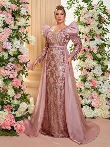 Glamrae فستان سهرة أنيق ورومانسي لون بنفسجي فاتح كبير الحجم ذو فتحة رقبة على شكل حرف V، ضبط بأكمام طويلة شفافة وذيل على شكل ذيل السمكة المزين