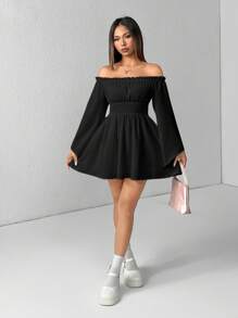 SHEIN PETITE Vestido blanco con volantes en los hombros, mangas abullonadas con flecos y mangas campana