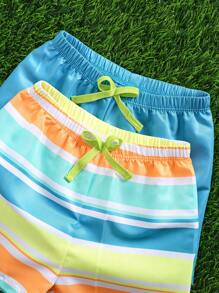 SHEIN Set de 2 shorts de baño a rayas con cintura elástica, lindos para bebé niño en verano - Azul - Ver 4
