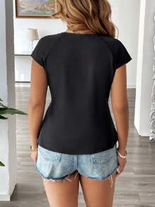SHEIN Clasi Plus Size Women's Elegant Commuter Sweetheart Neck Front Satin Bow Decor Splice Short Sleeve Blouse, Spring/Summer - Black - View 2