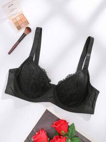 Plus Size Dreamy Elegant Lace Underwire Lingerie Bra - Black - View 8
