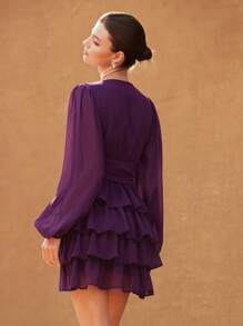 Aveloria Rosie 女士优雅雪纺 V 领交叉泡泡袖腰部荷叶边下摆迷你连衣裙